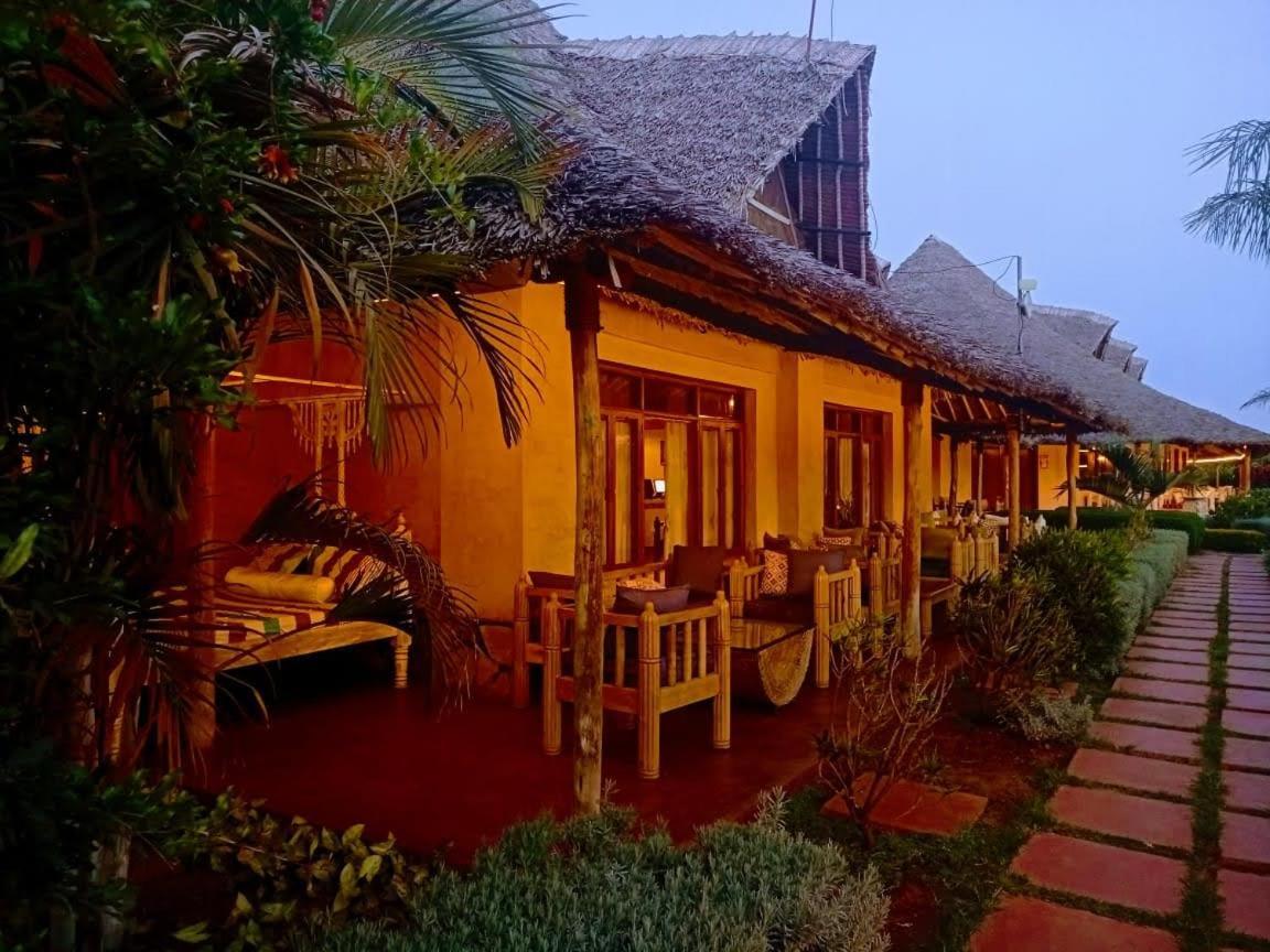 The Last Village Lodge Athi River Exterior foto
